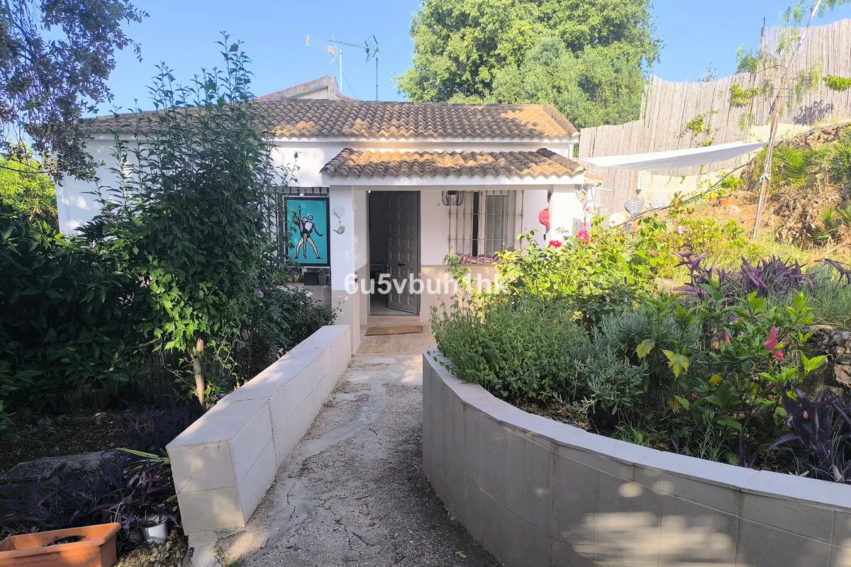 fe173689-5da6-4af3-9114-2d825f9f075f