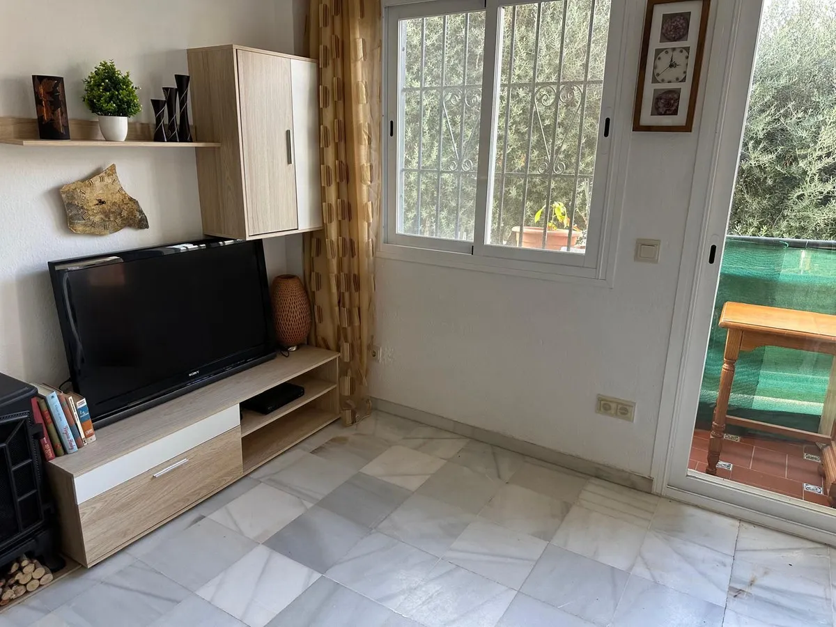 33ee8a35-81d5-4a52-8015-b89e9da9e012