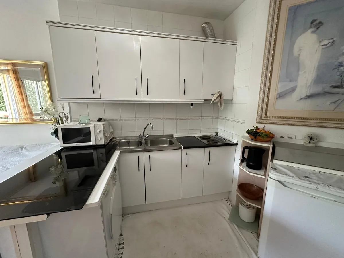 b741ce1f-55ad-4942-90d1-ac446de9b921