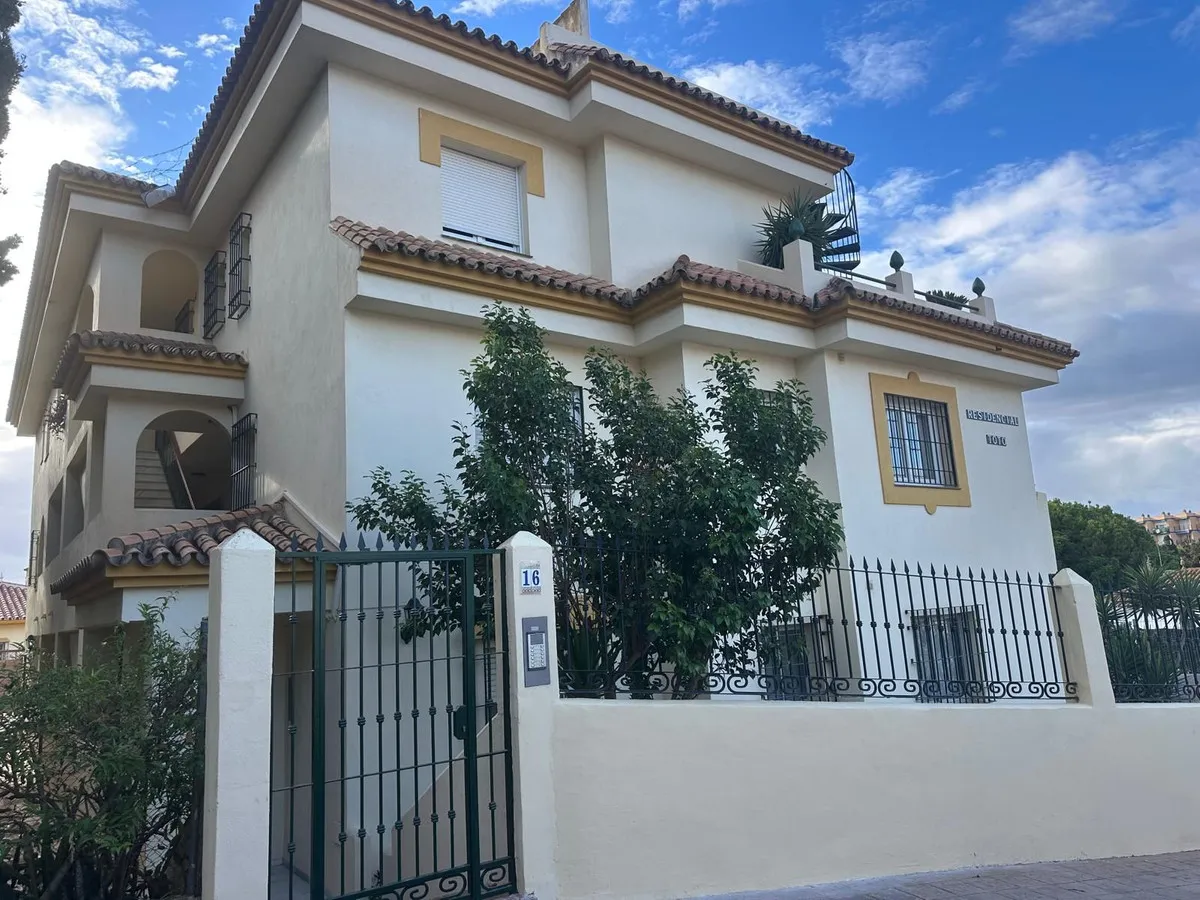 f5b537e8-9774-402e-ad21-b78b6e32c348