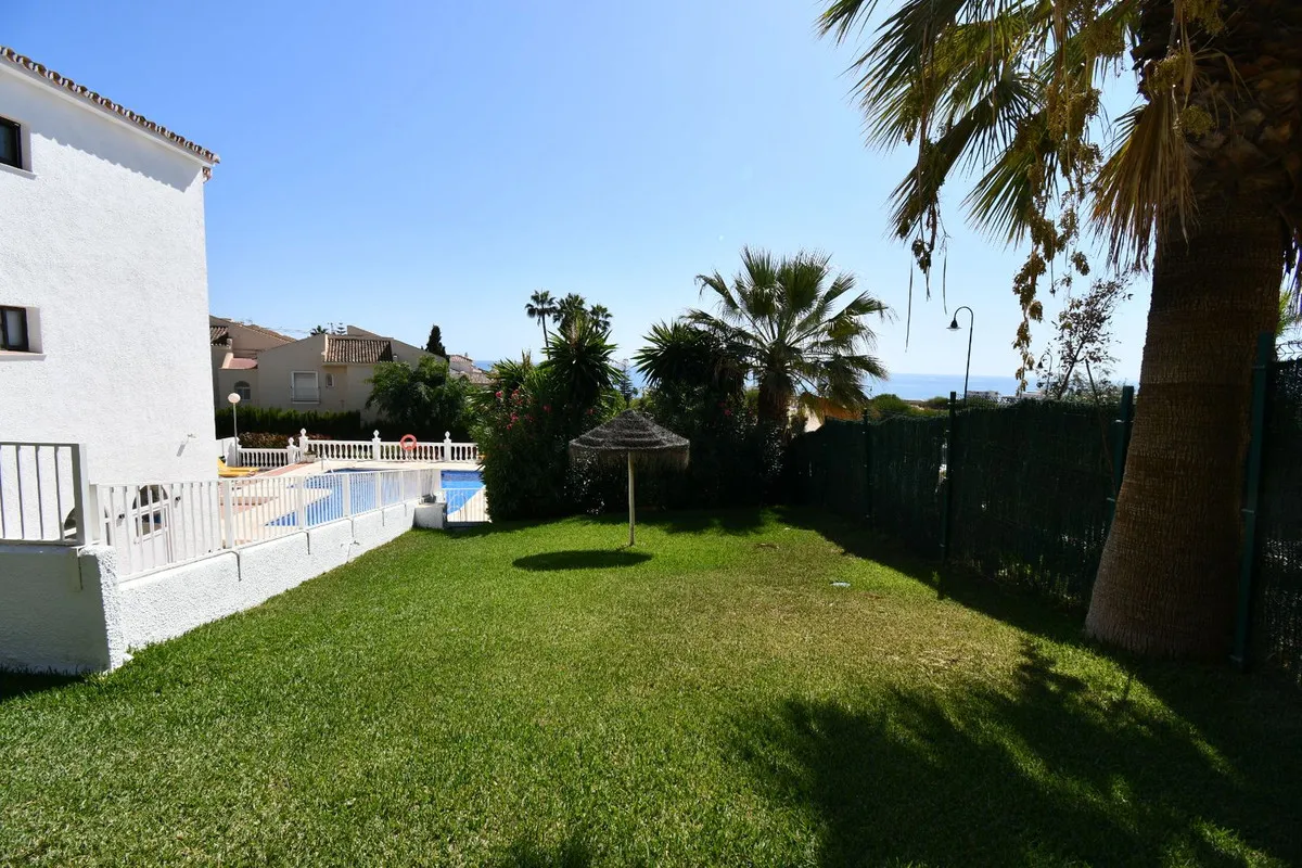 0307d443-51c1-42d2-8933-b37305e99936