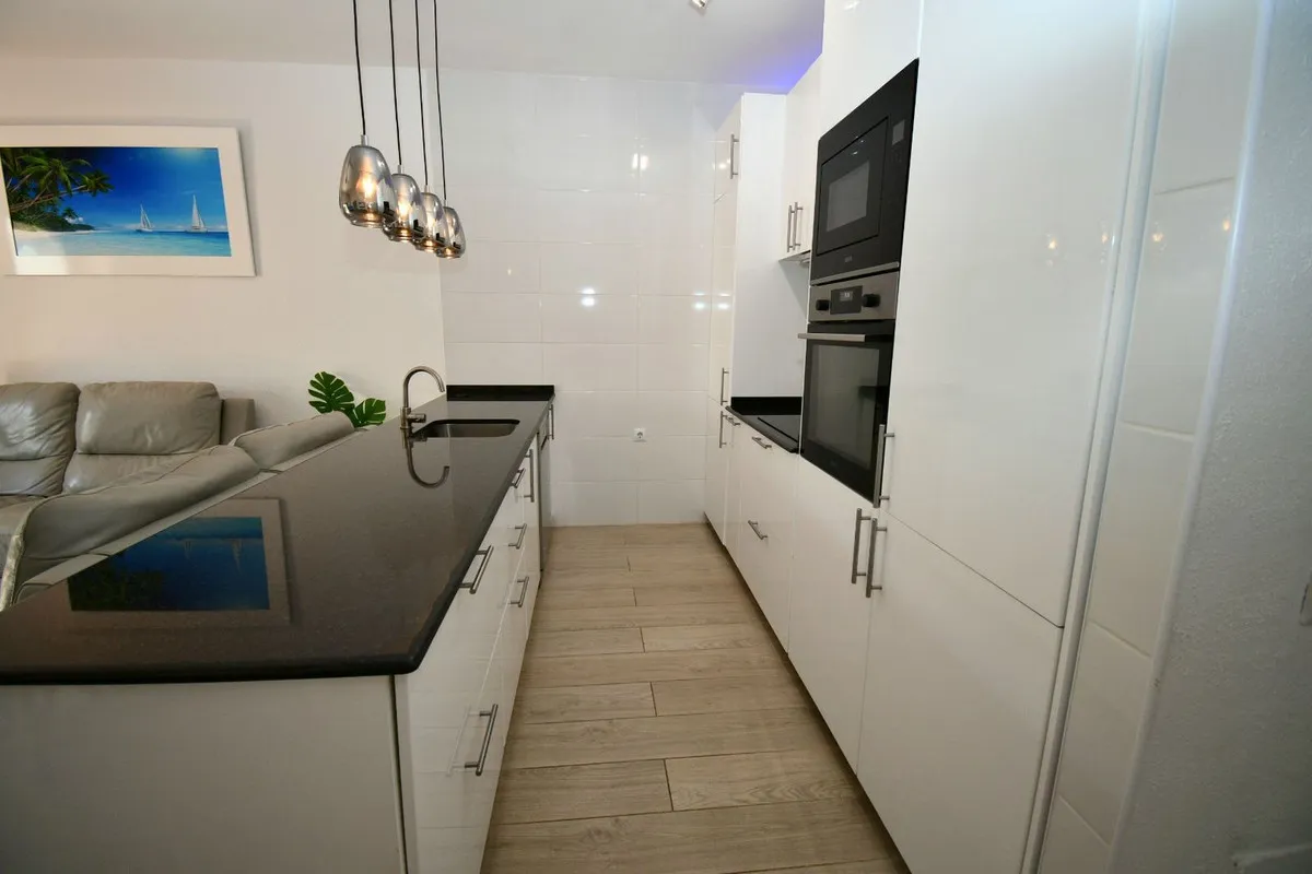 493e8a4d-549e-4680-b38c-8f88409b4413