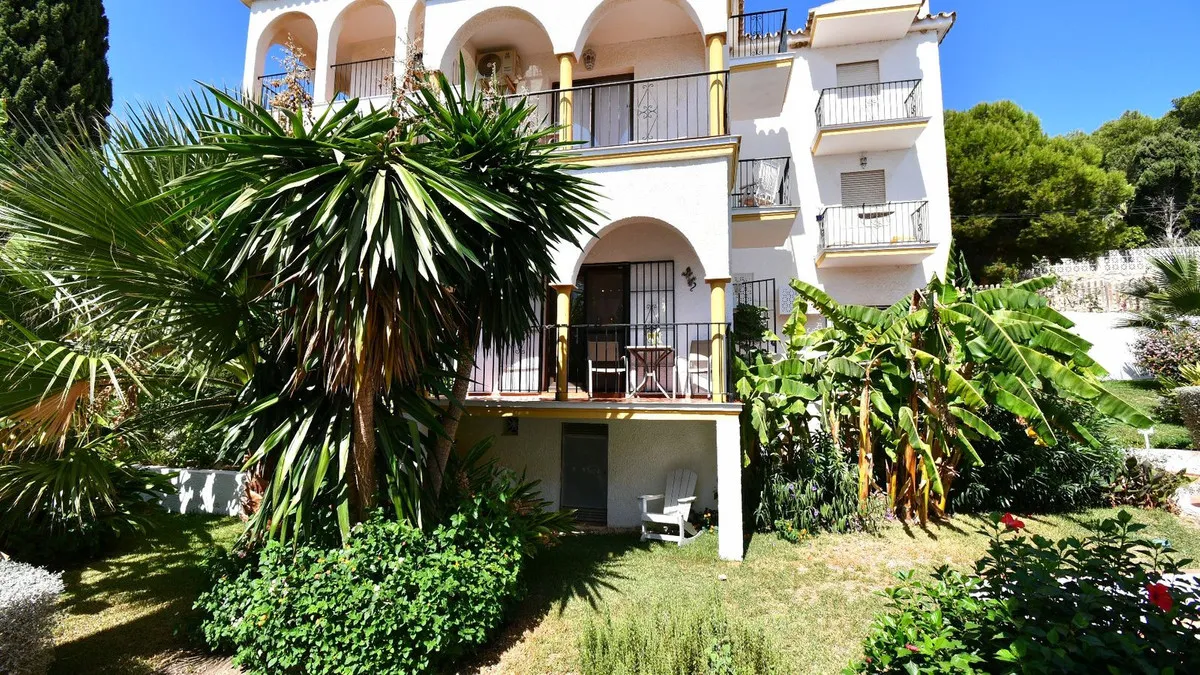 8ca3fbf7-5450-4074-a66b-9faad8505b23