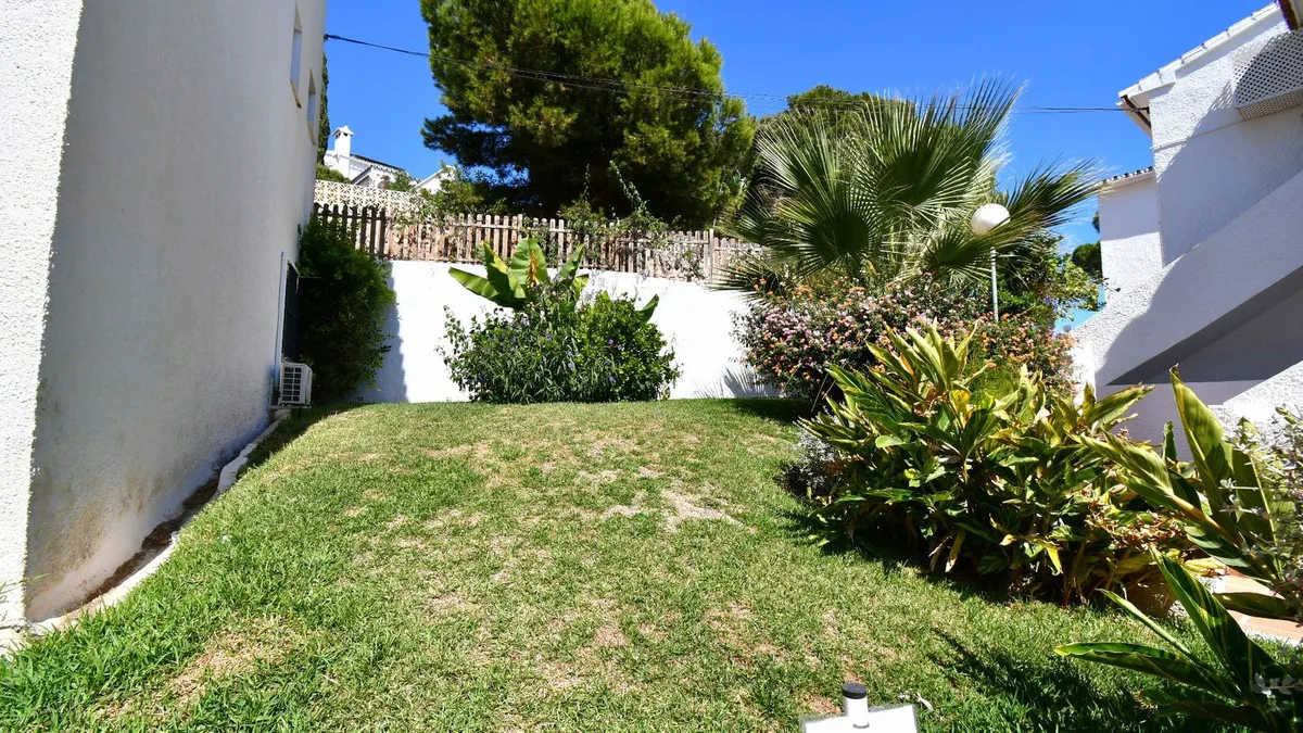 ec24108e-c747-41ac-bb43-4d5a2c61f0b4