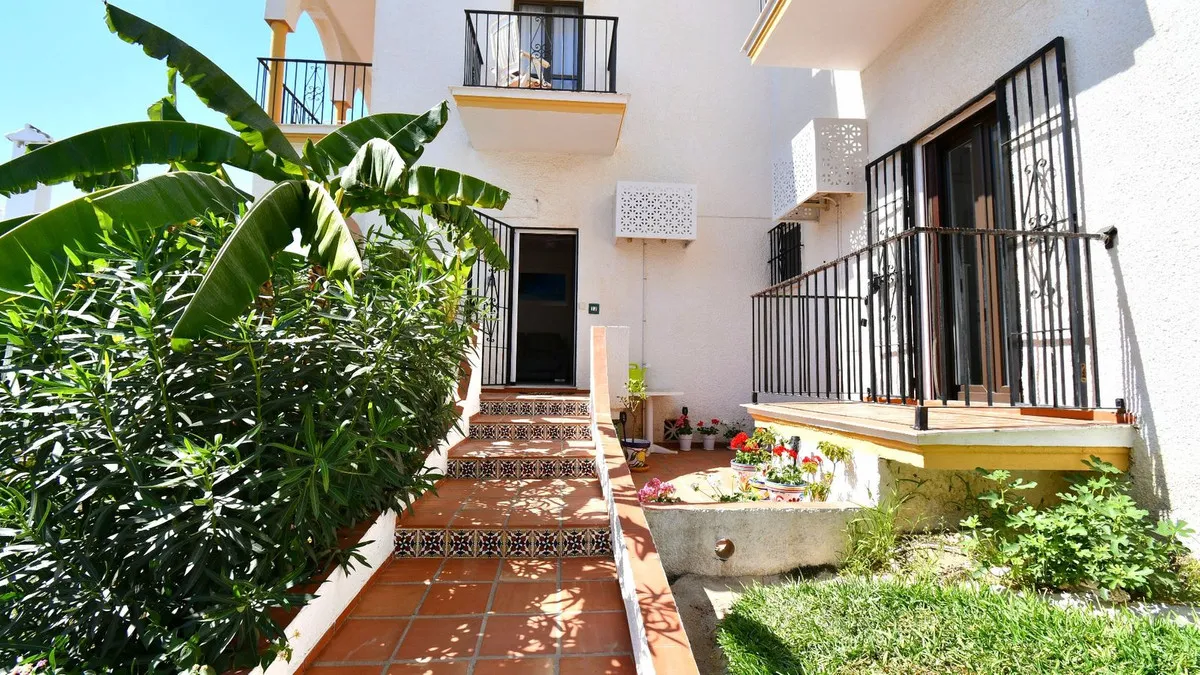 f3a99517-888f-411b-8da7-c8e83e66ac60