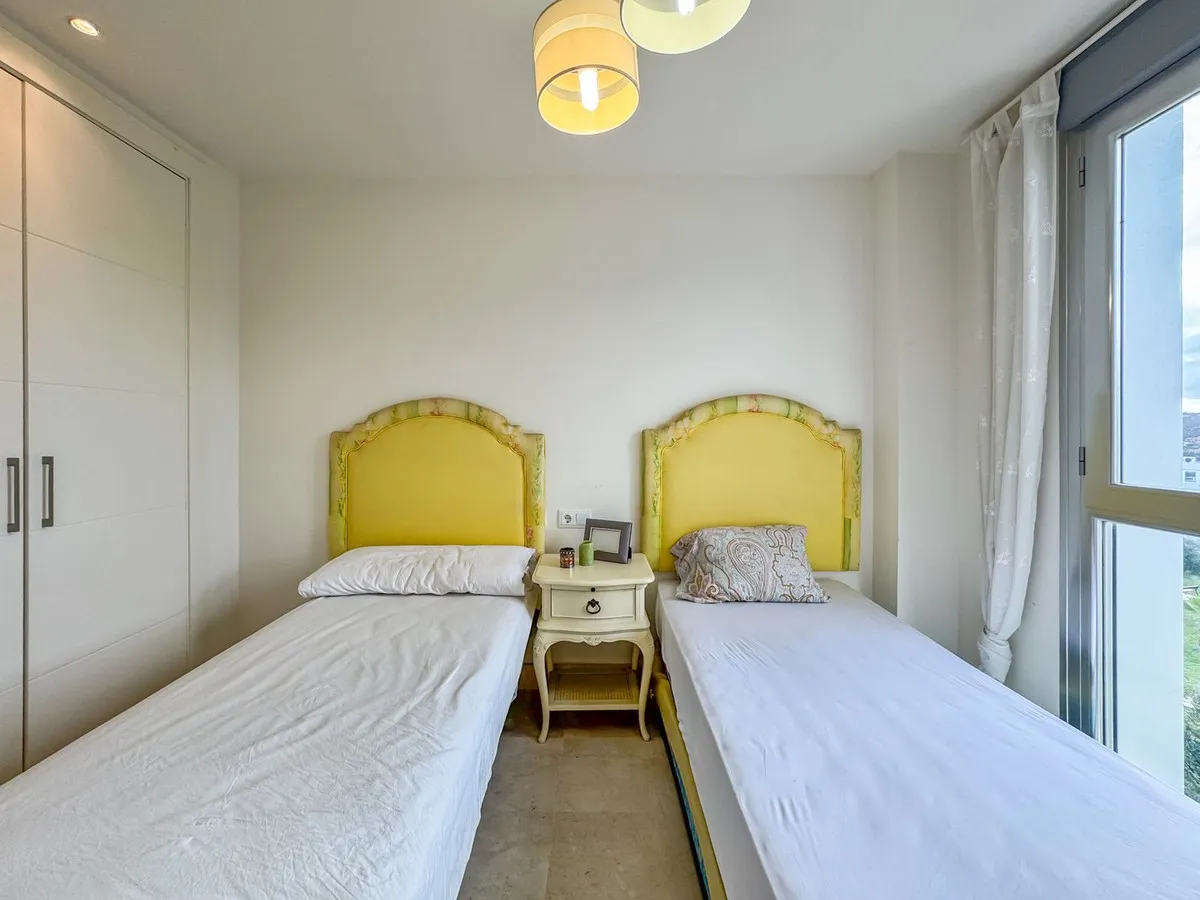 3f673f72-4dfe-4699-9889-cd51feaa4f36