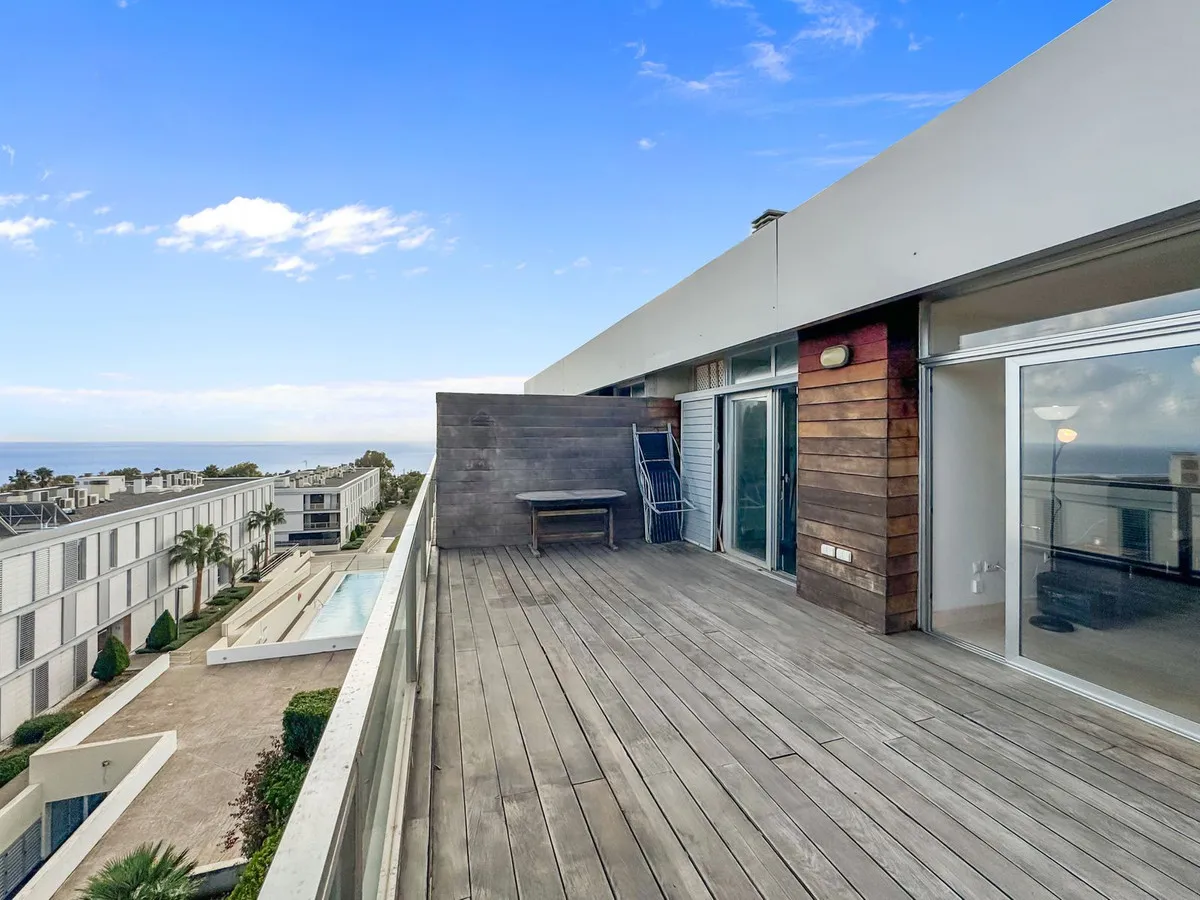 c30da4b3-4bf8-43b4-aa1f-820f554d2c79