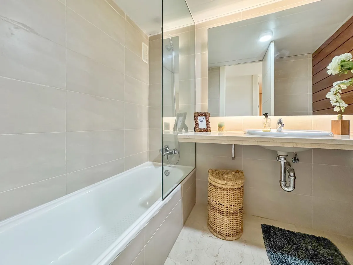 fa69e7f7-8091-4b2b-af35-11fb41eed819