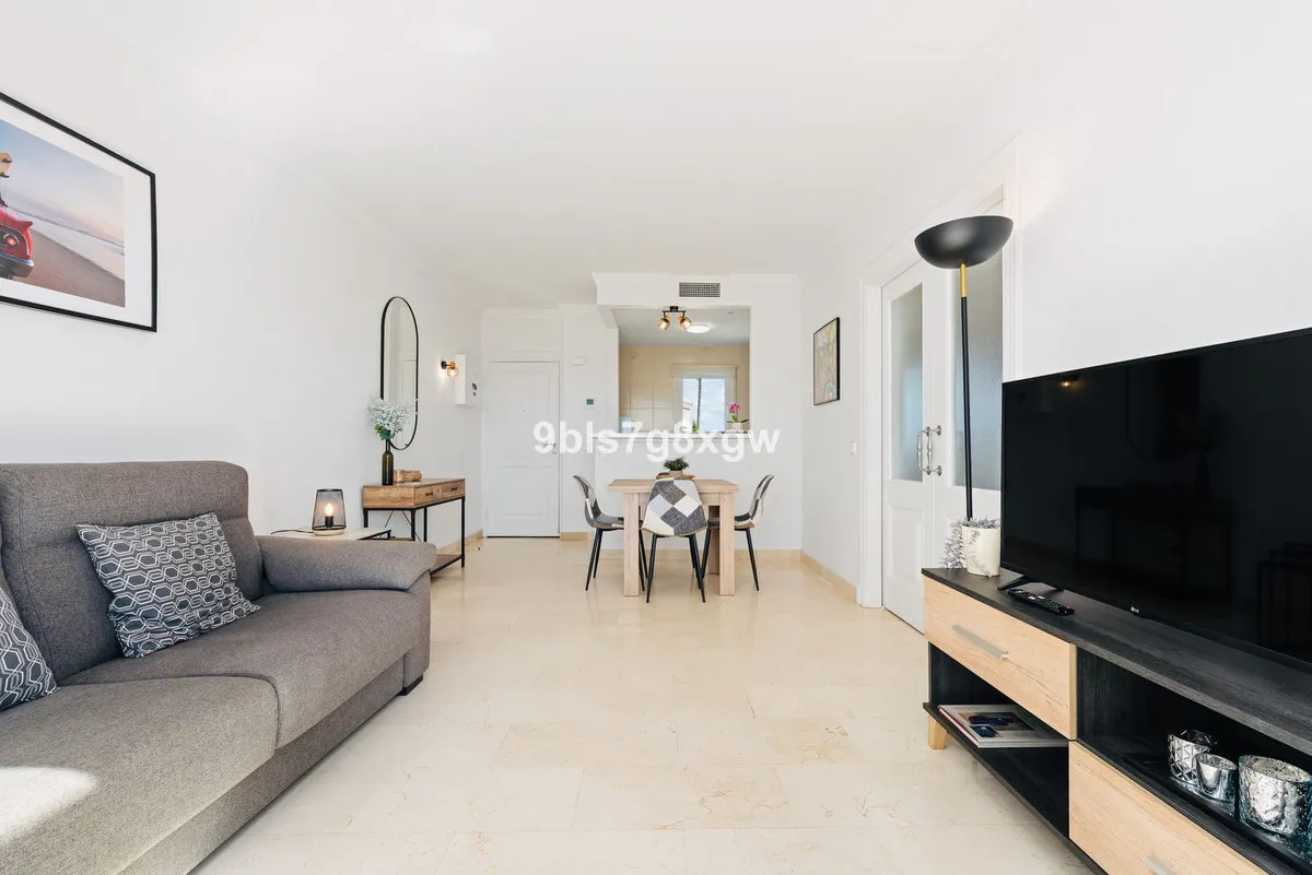 00a241f0-0f6d-4282-b1b9-8187085a72f7