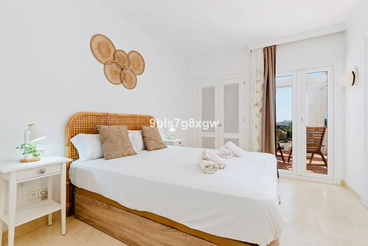 baf04546-df1c-4343-8596-d4ea587231b7