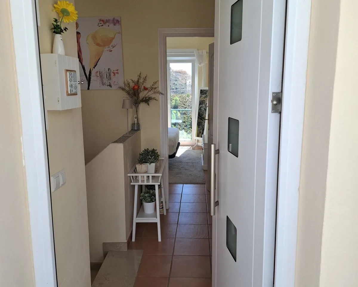 18a46256-cc03-44dc-b29c-9bf52294535c