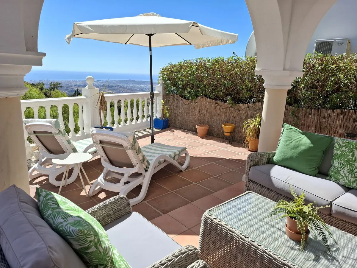 2cb40d5b-fc58-4e2b-a4a0-44c9c00d12eb