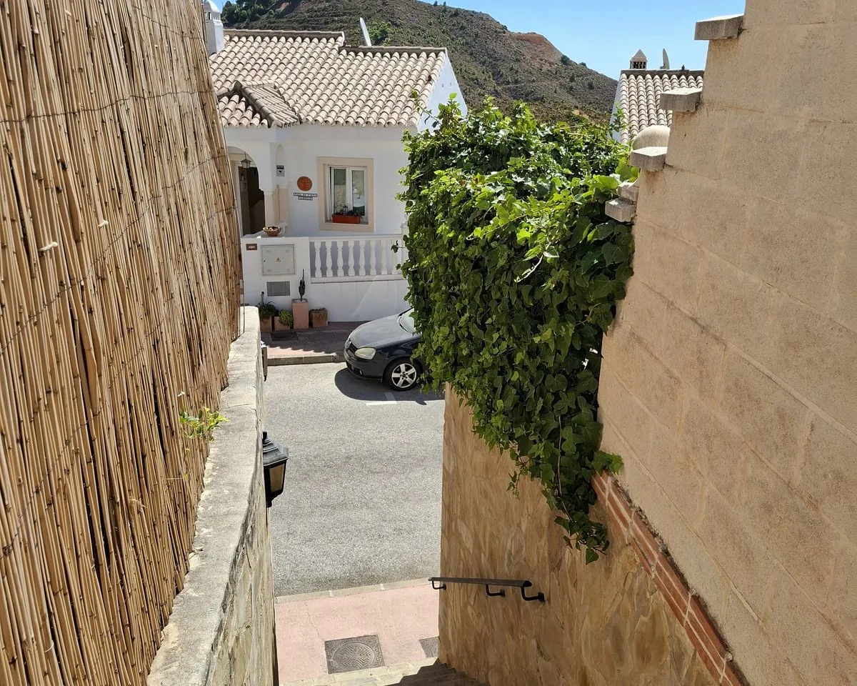 54b2f4c5-66f4-4bd3-a6fe-b96e84be1523