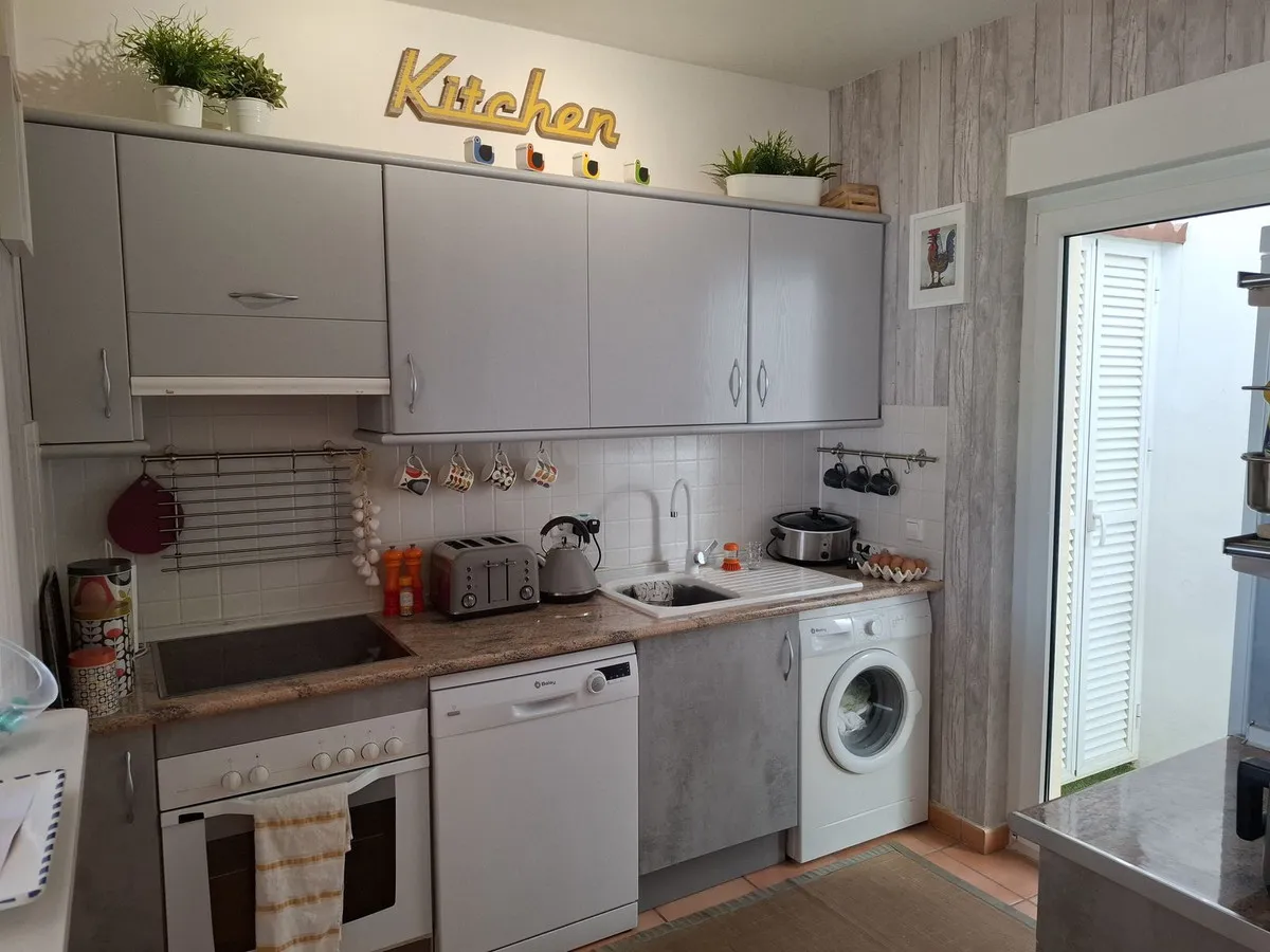 8342dd0b-cbe5-419c-aebb-31a5eecbe2c3