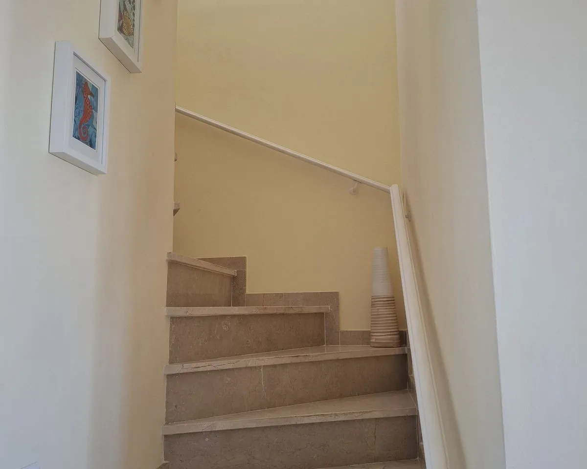 98afdfc8-9273-4246-a8c1-1017dcd4ad3b