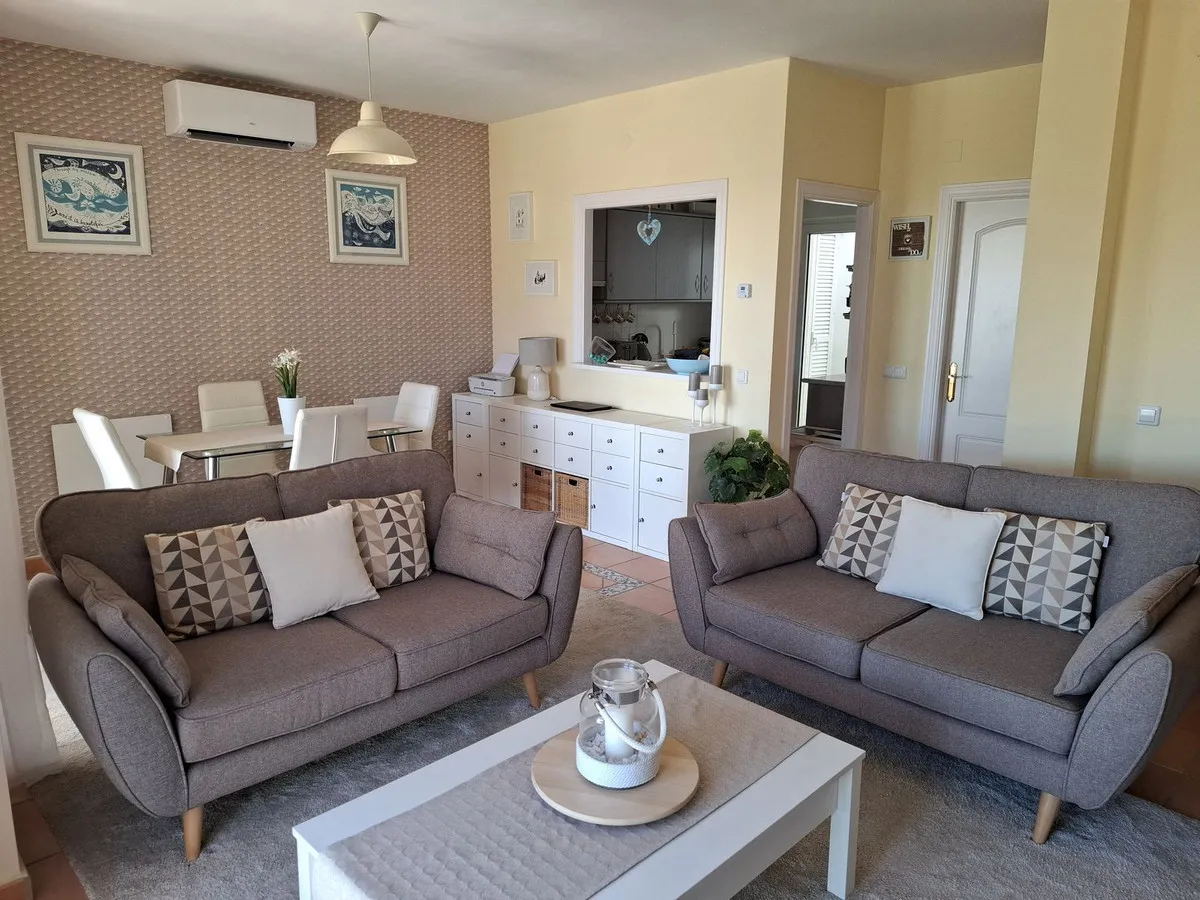 f2eceac1-3892-4218-b93e-e329351c4ee5