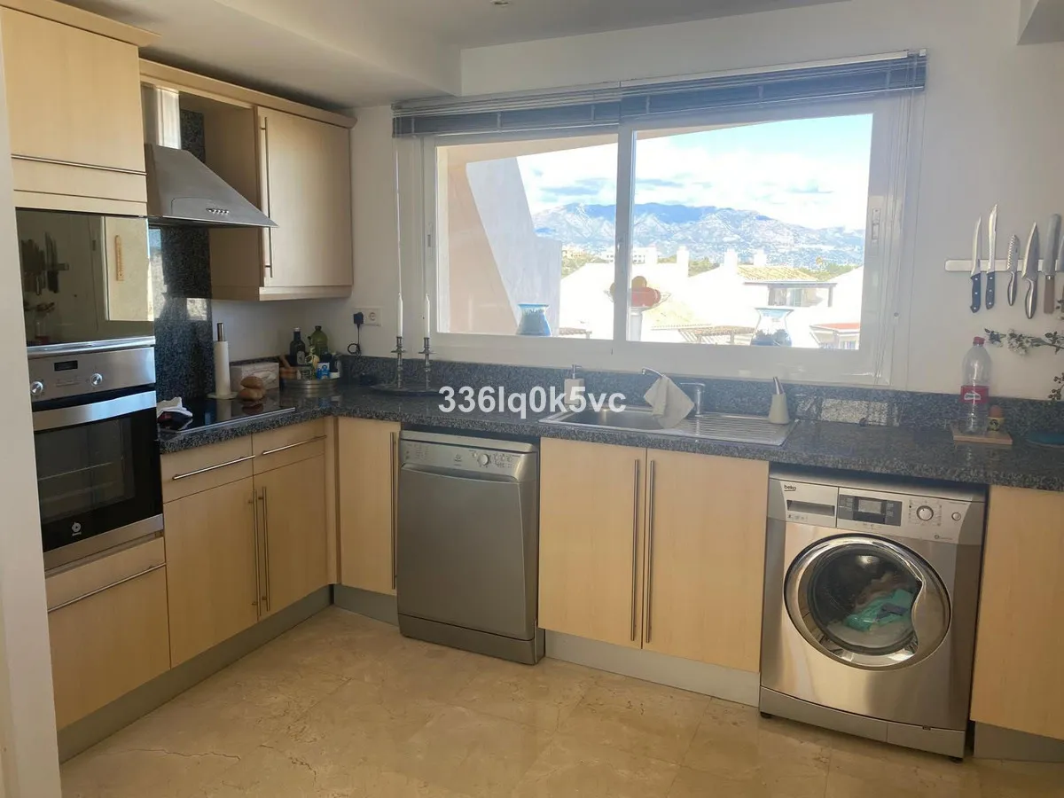 1cd947cb-31ac-488b-bdca-f114530503fa