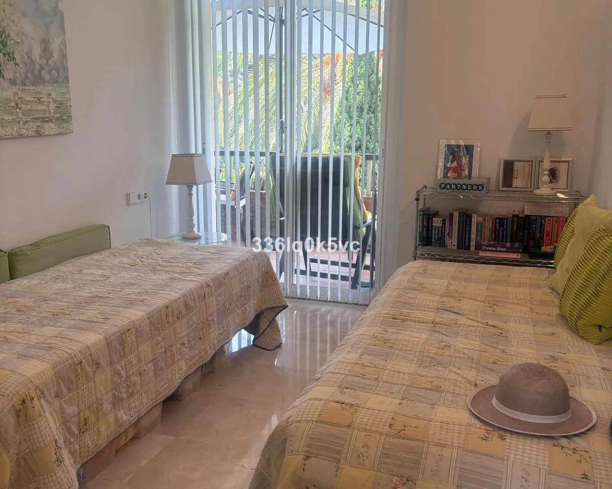 963c13f9-57bc-48a7-b25e-aea52747e5f5