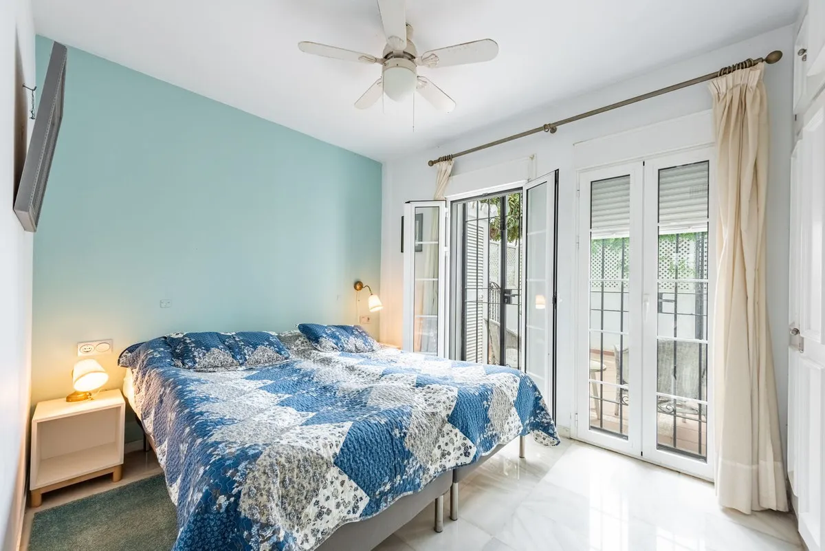 aa5e284d-e9b4-4998-88b2-60941eaf46b7