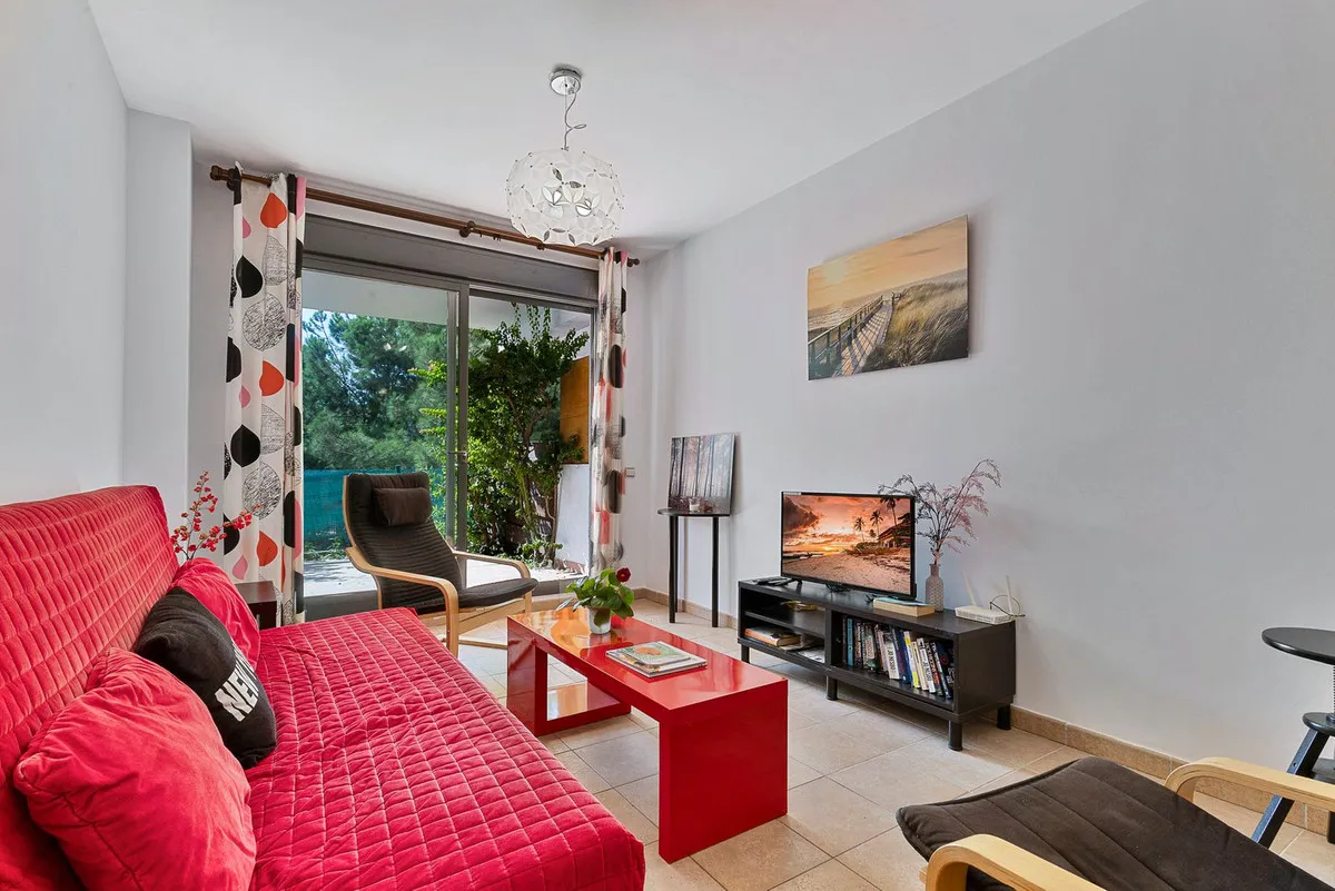 047e629c-c5eb-44f7-8cf6-400a0ae11fb3