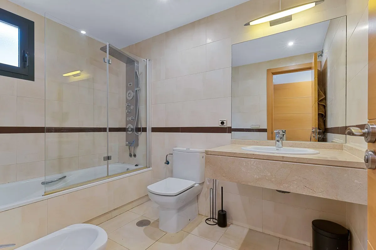 53dd47f5-2796-4bd2-b3d2-1bbc1c20ca4b