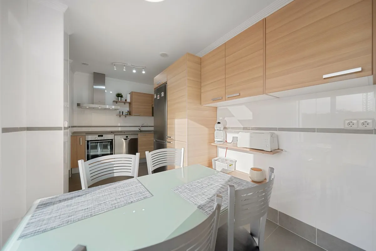 7e63d249-3778-474b-9d7d-348ddeb8fe7a