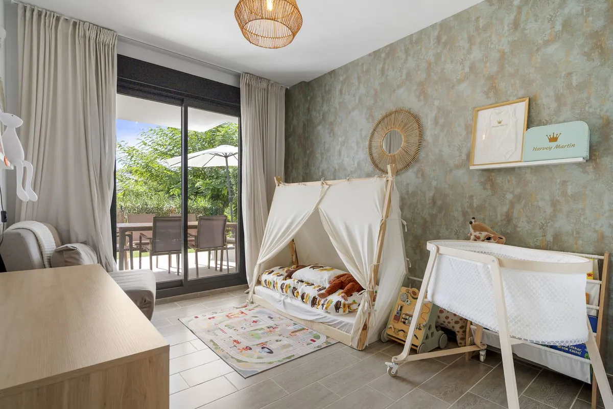 160a2b45-9447-4cc7-8574-491c20de86a0