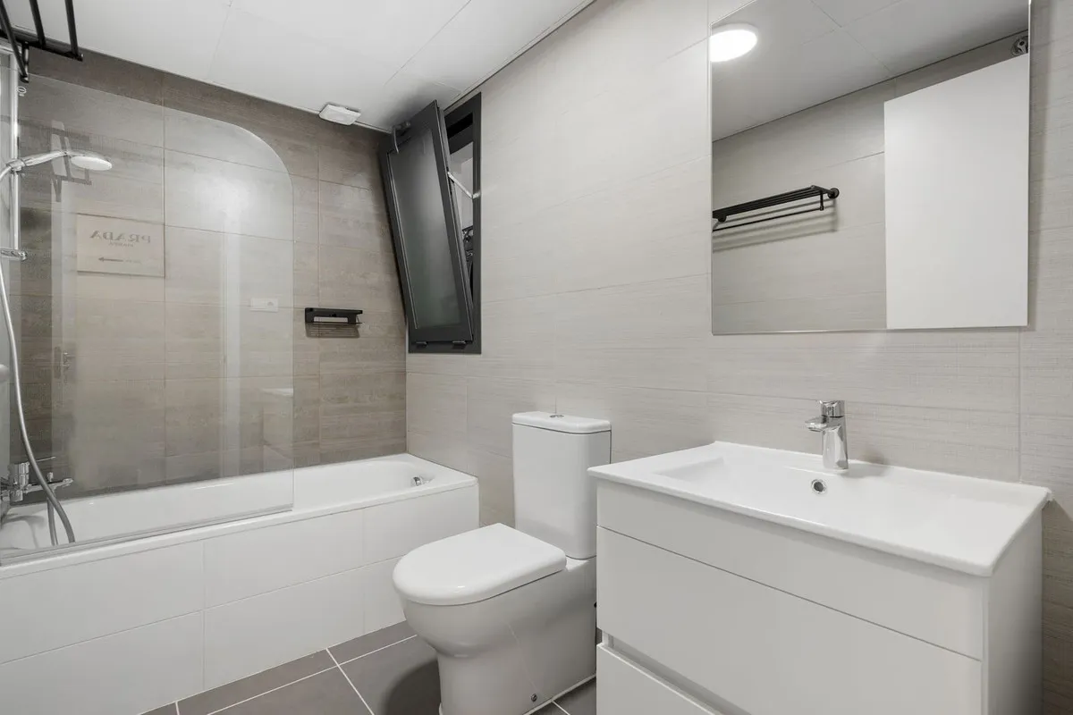 4cd41d6b-cabc-44e0-9aed-c510177de5aa