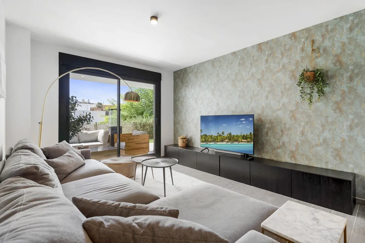 ad6376da-3e4e-4799-9a5e-19a5ef0dc81d