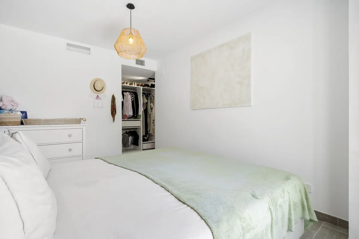 bc1d615c-dffa-4042-b83c-bc42e59b1c46