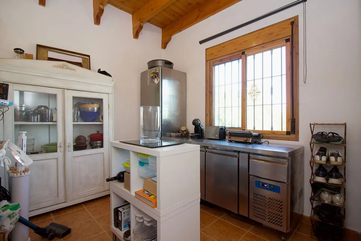 2ceb25da-a616-414c-8c78-7c59cd7753d6