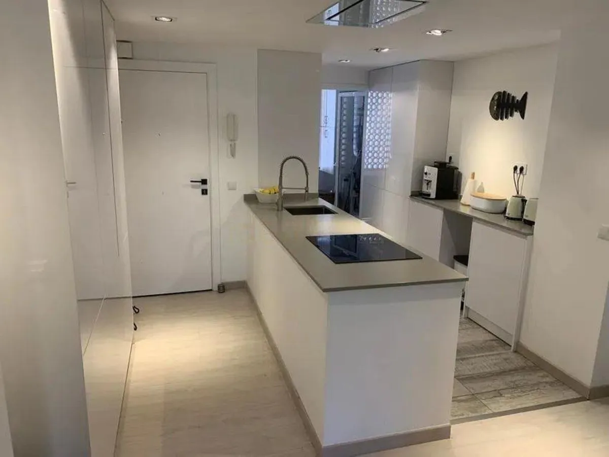 203a6e6e-2a6c-4f2c-8d97-7caa595f813b