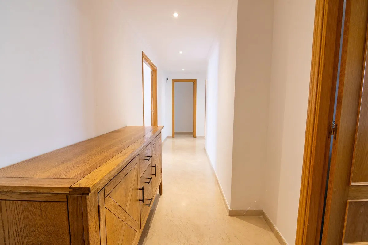 09e33f99-e810-4135-b253-fd19c17d8aa9