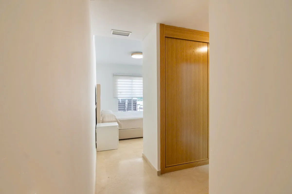 63701f3b-a571-45dd-9854-b4eb78175b4f