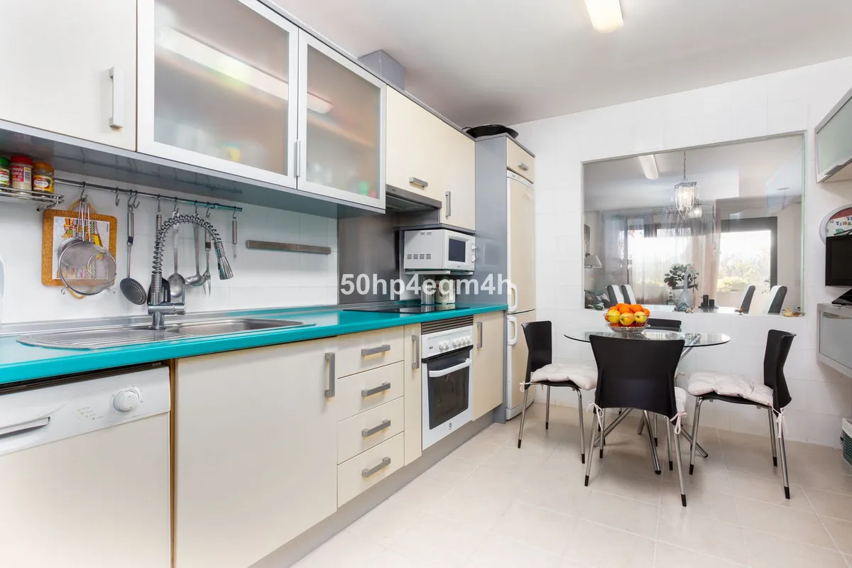 e7e1bd9d-475c-4a2b-a83a-0dee25c8d3af