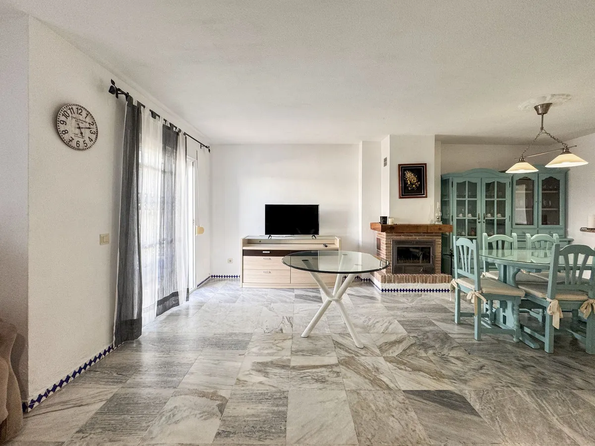 0fc638e7-94dc-4ea0-8669-4189607810f6