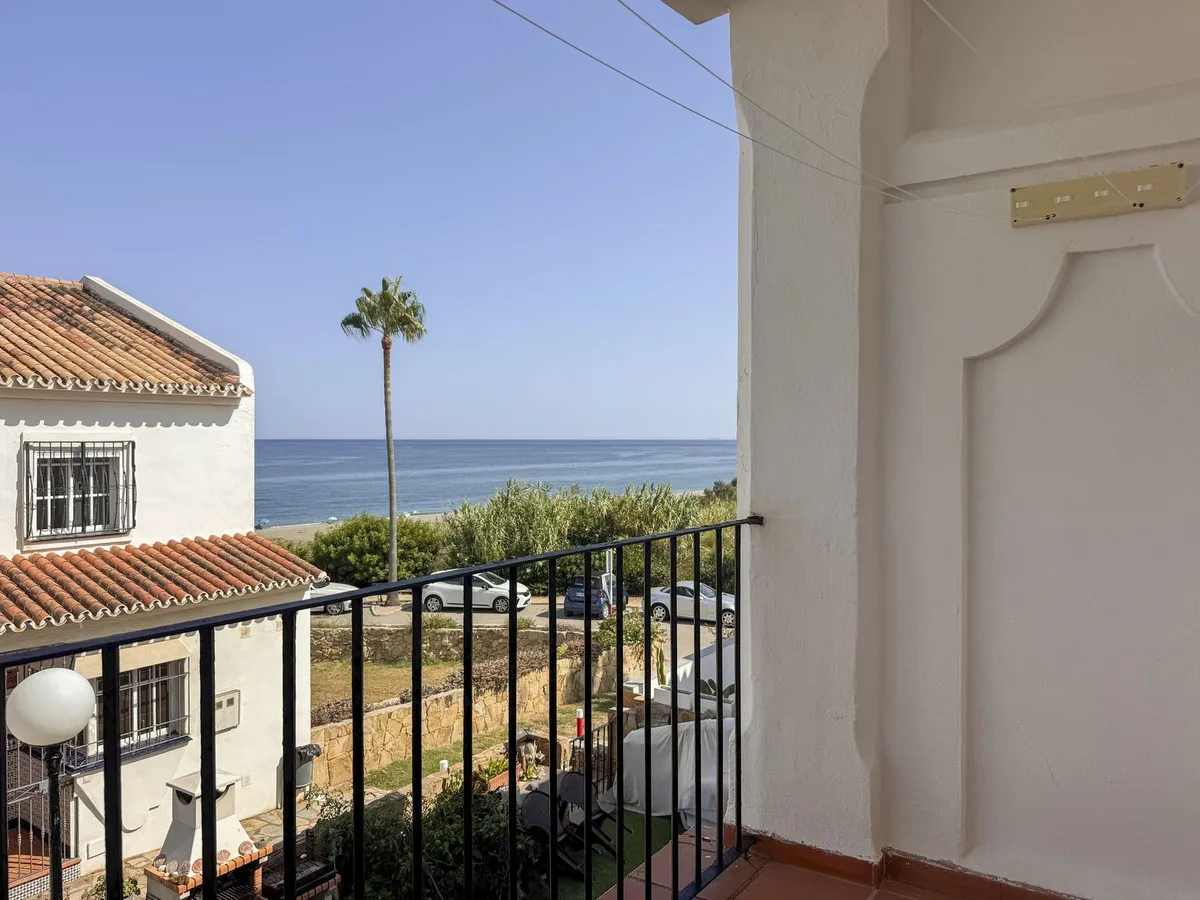 21c99605-f7d4-4c63-a06a-1238cd458fb9