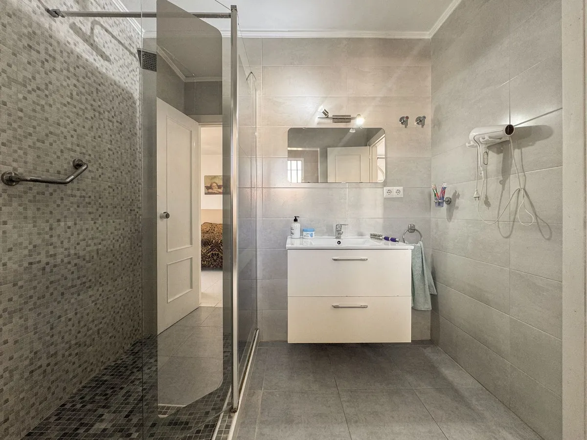 255d935a-3517-4380-a42e-ac13f56ffd75