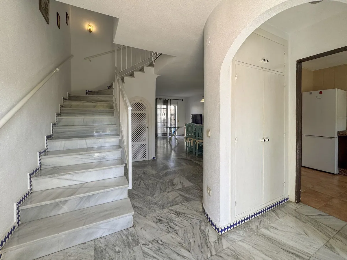 ce05a04b-5434-44b8-a076-7b1dea95cb96