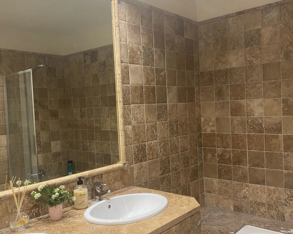 5fef41a5-748b-4313-aaa5-da245908e225