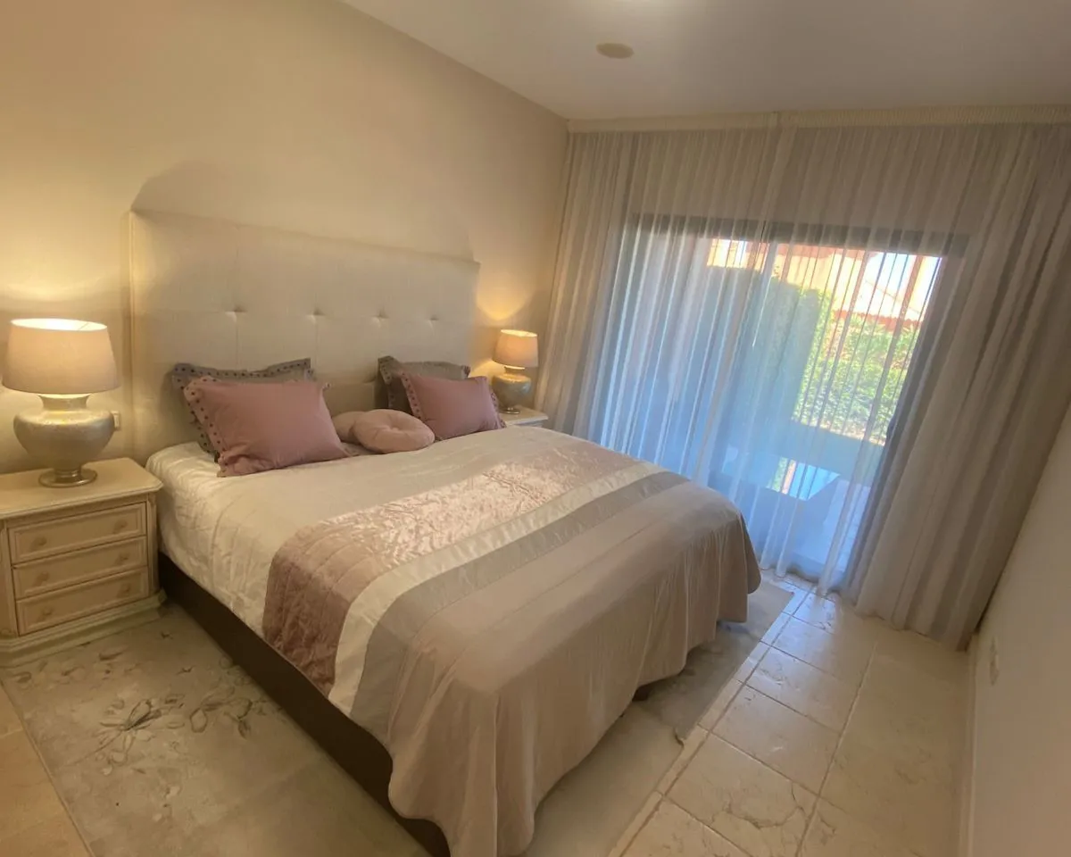 7ed0769e-46b5-48ee-9a64-580fa4322f61