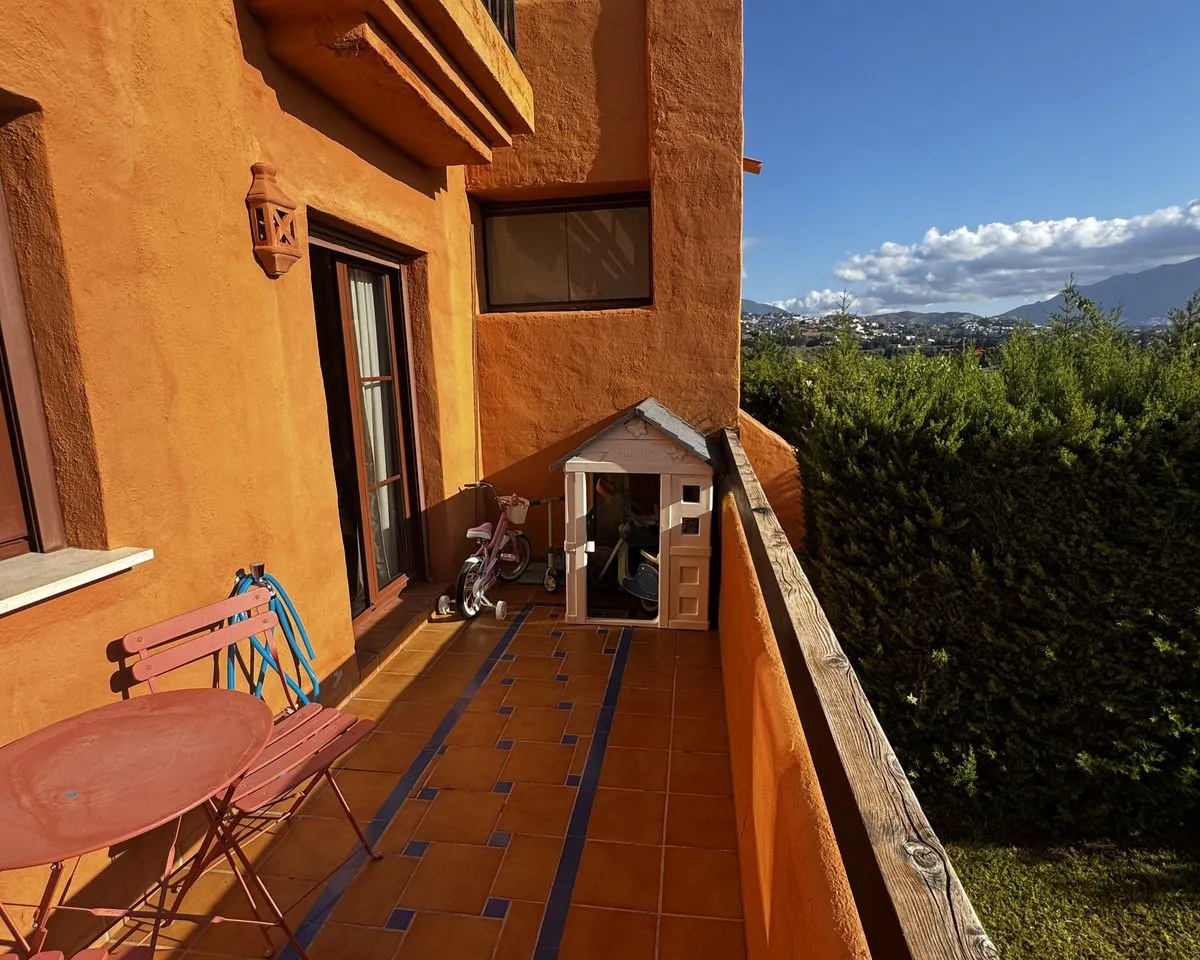 9fc50bff-775f-44ce-8741-7f2e70d2e7a5