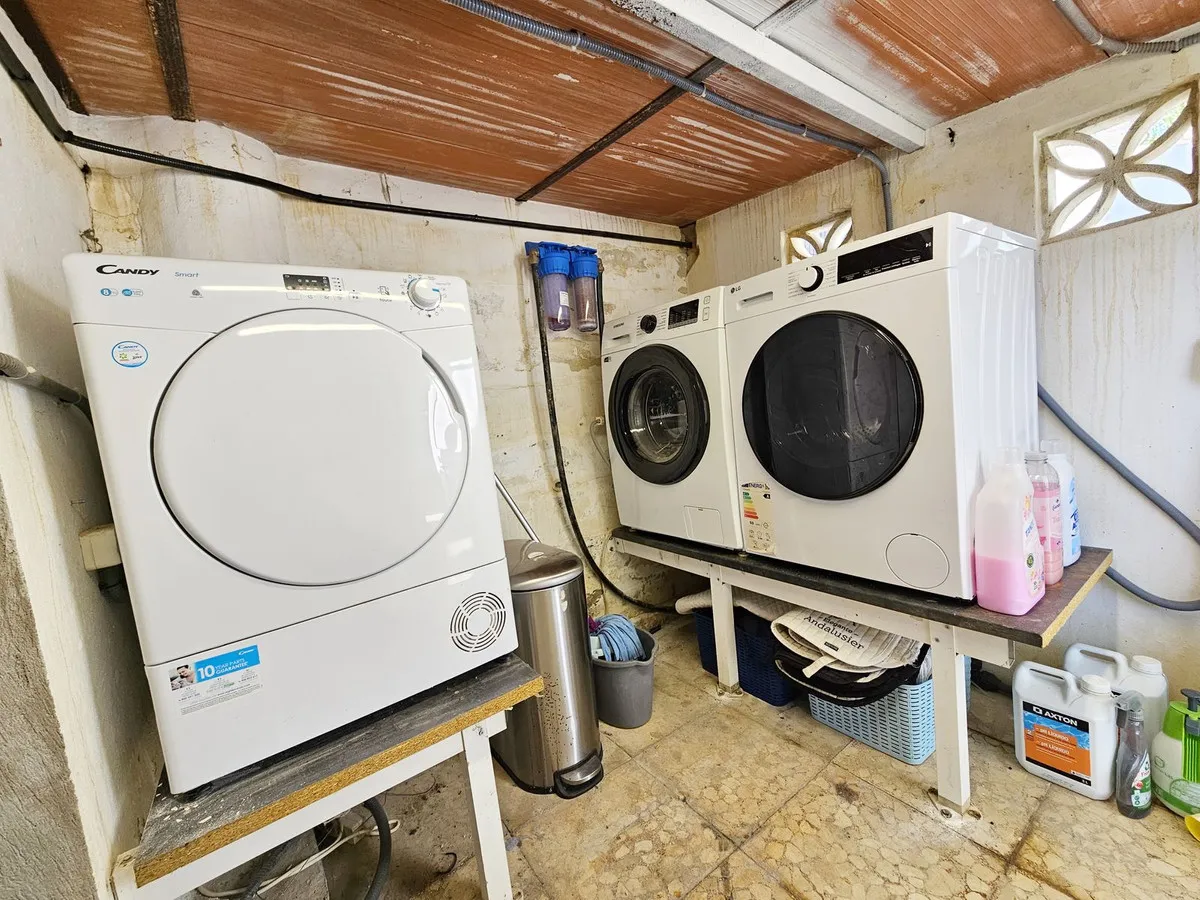 cb09d055-ae7d-438b-bc02-e0314f68839e