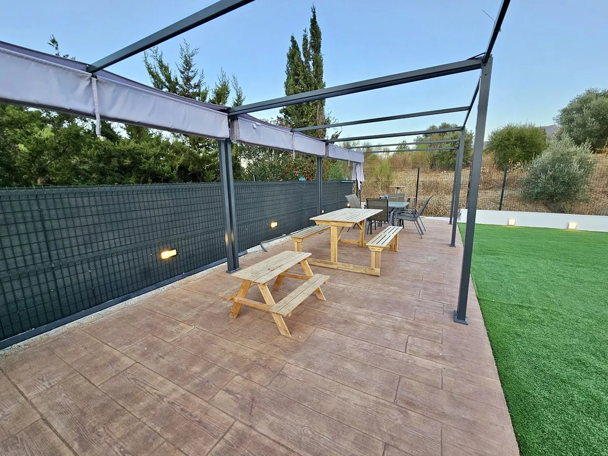 ed988483-6849-4566-bec7-ceb3b4ea7248