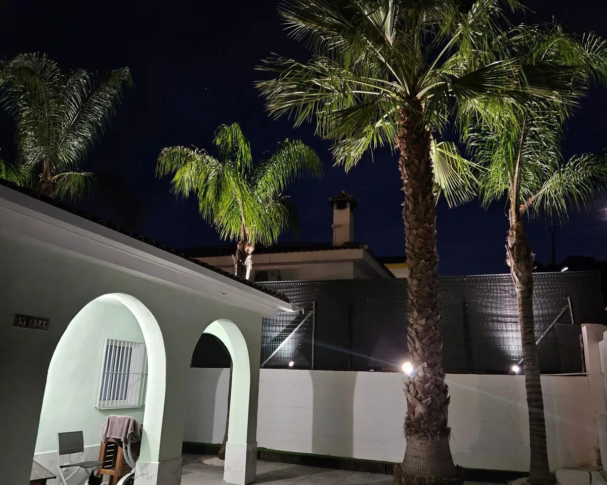 ef5941f4-09f9-43b5-b099-ea700bbe2c9e