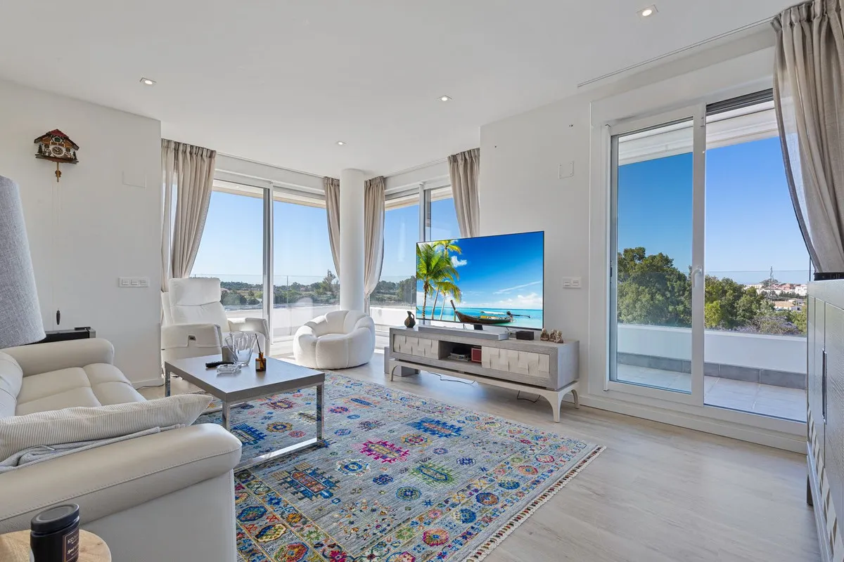 50f5272b-1f17-4122-9931-faf056ba69d2