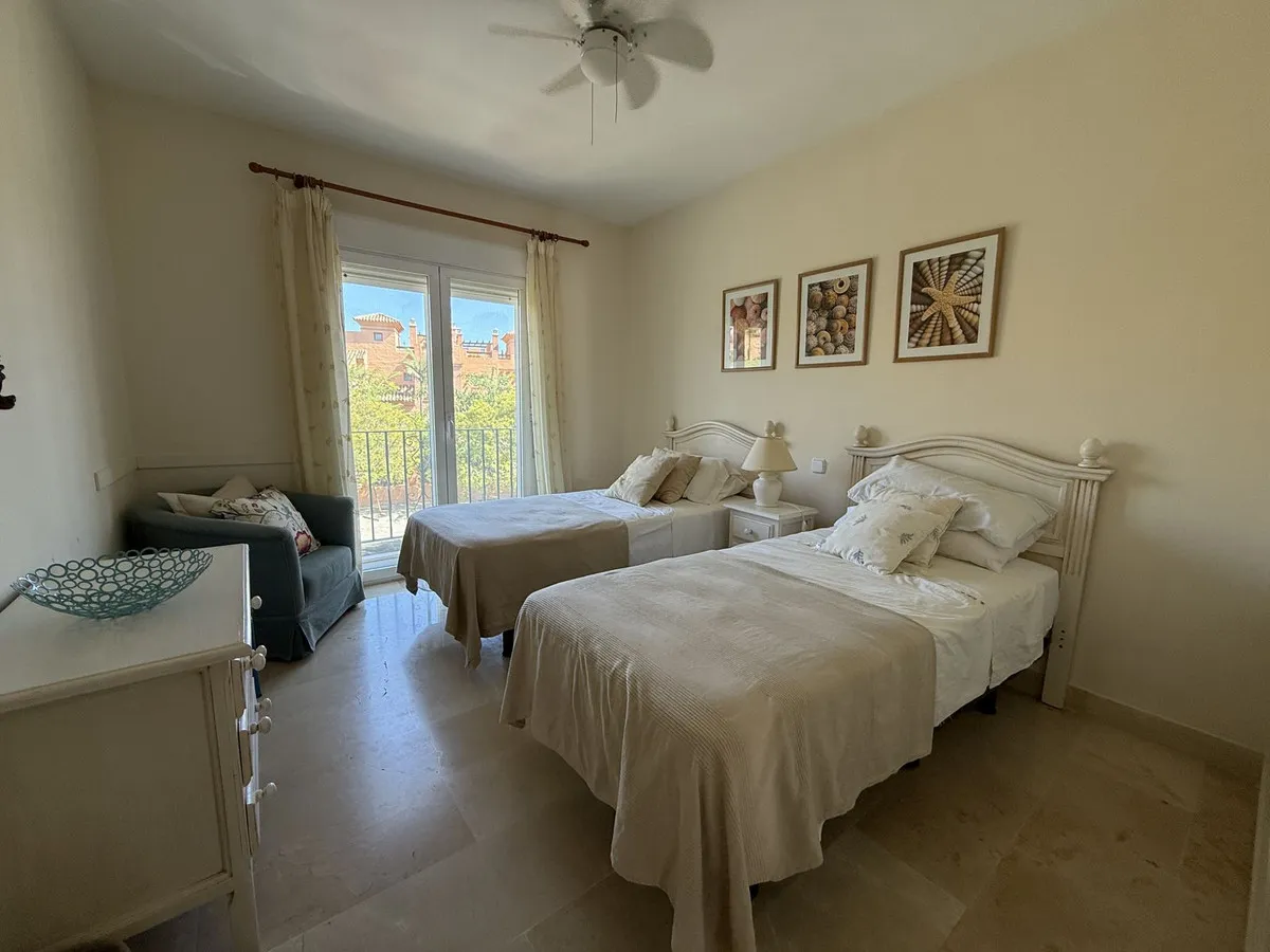 1f2f8df5-aa66-45f4-b59e-b58fa4f0efc0