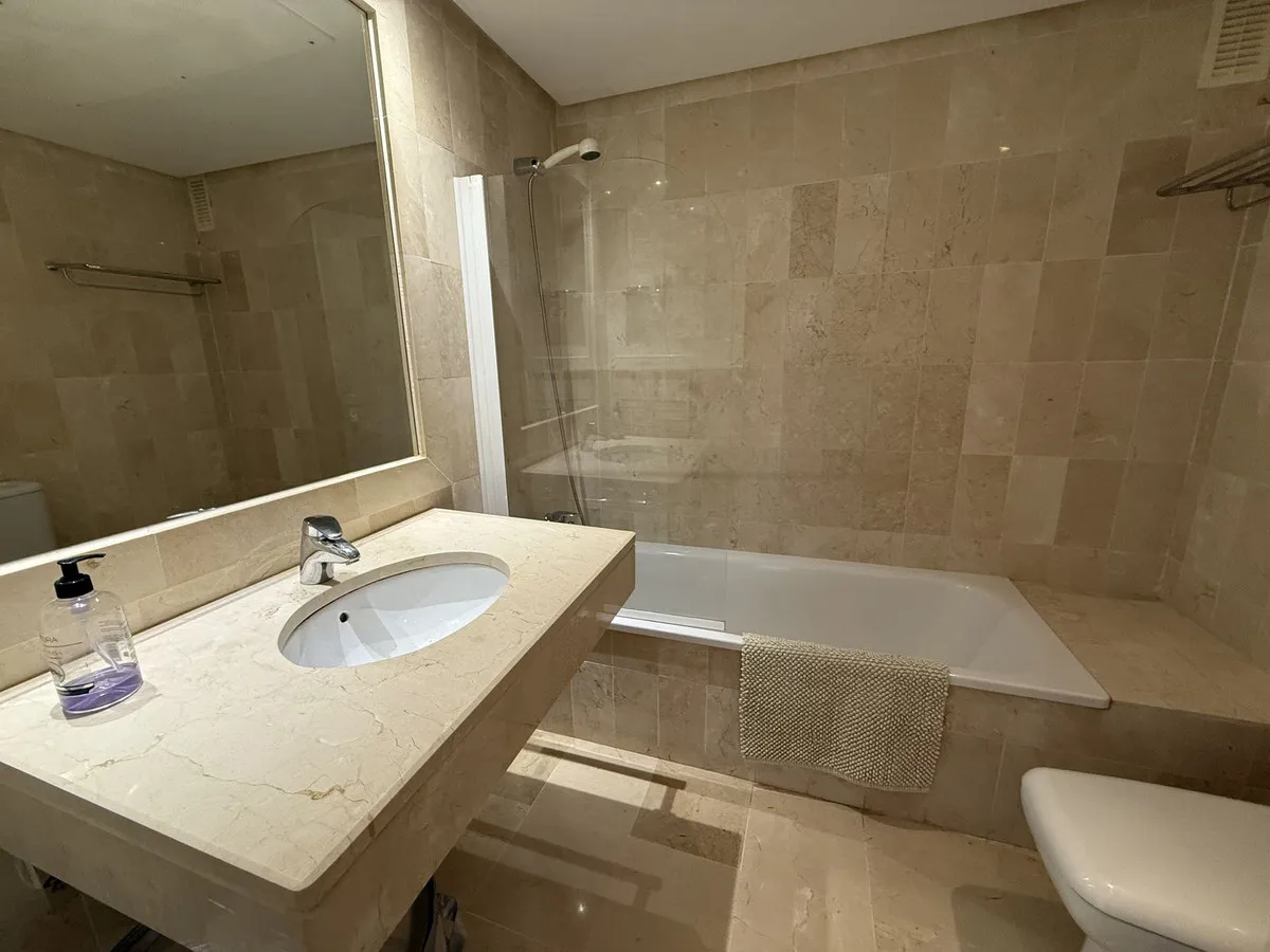 5068b772-36f0-4c82-b8f0-a7ce6d3c1727