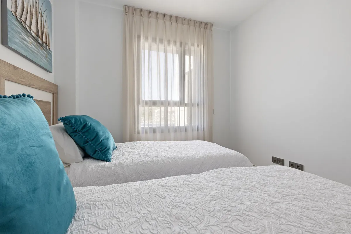 4e931fc8-f119-4e18-b6ef-734bd4da1391