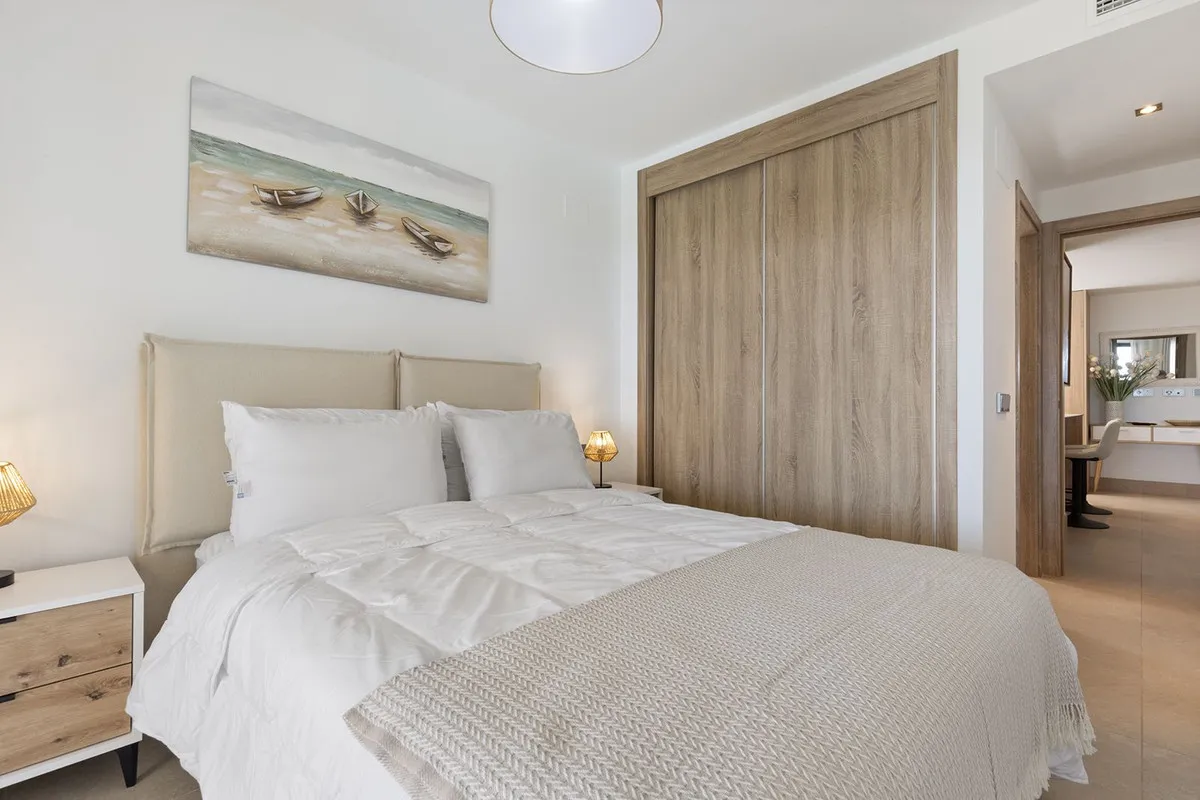 b97e5025-da21-4448-882d-b6476e2d9d62